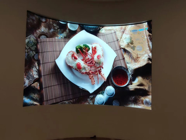 成安室内P2.5弧形LED屏